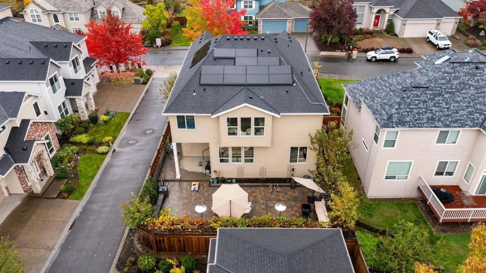 Luxury Home, 5Br, 4Bt, Near Portland Dt, Game Room, Nature Trails 0*,  USA
